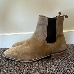 Urban Outfitters Men’s Tan Suede Chelsea Boots – Size 12